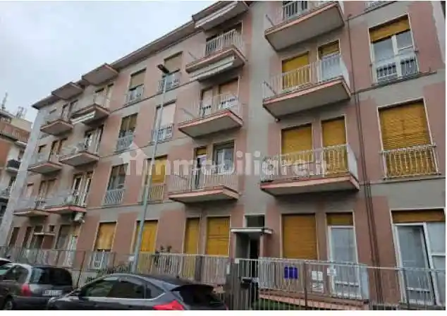 Appartamento in vendita a Novara