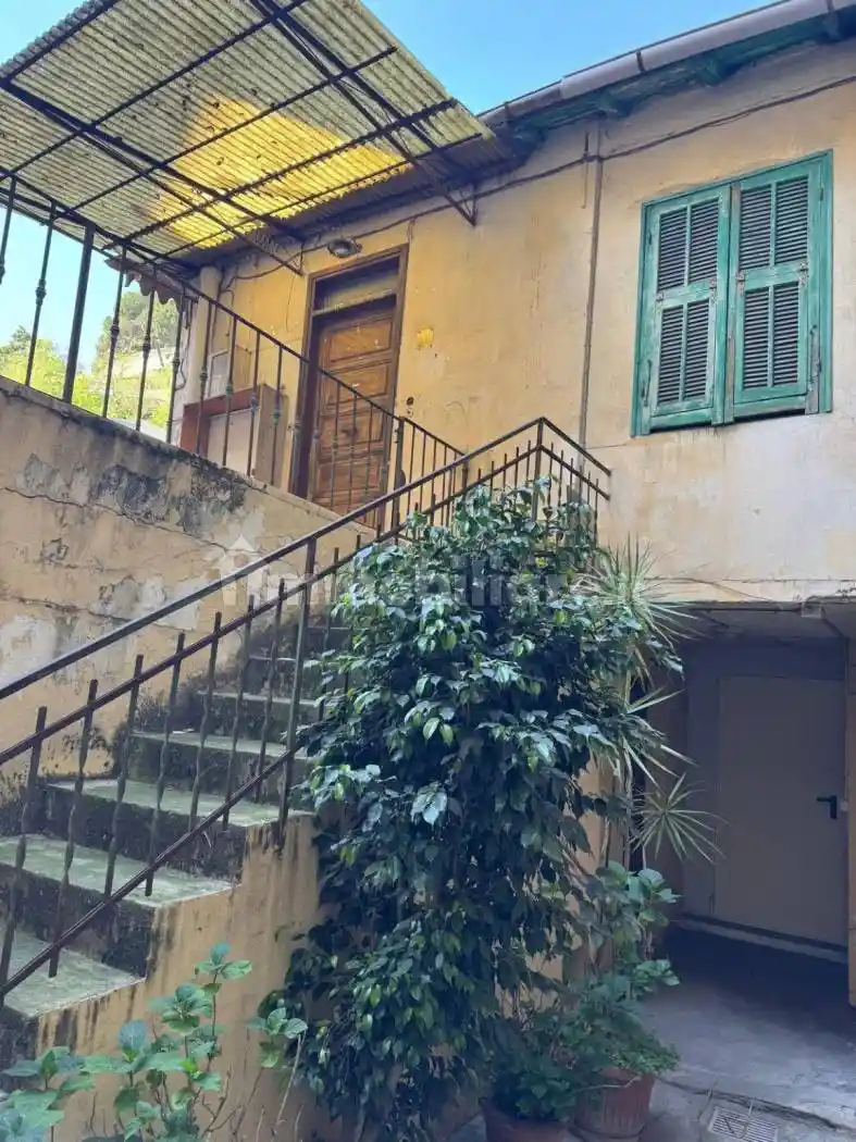 Villa in vendita a Sanremo