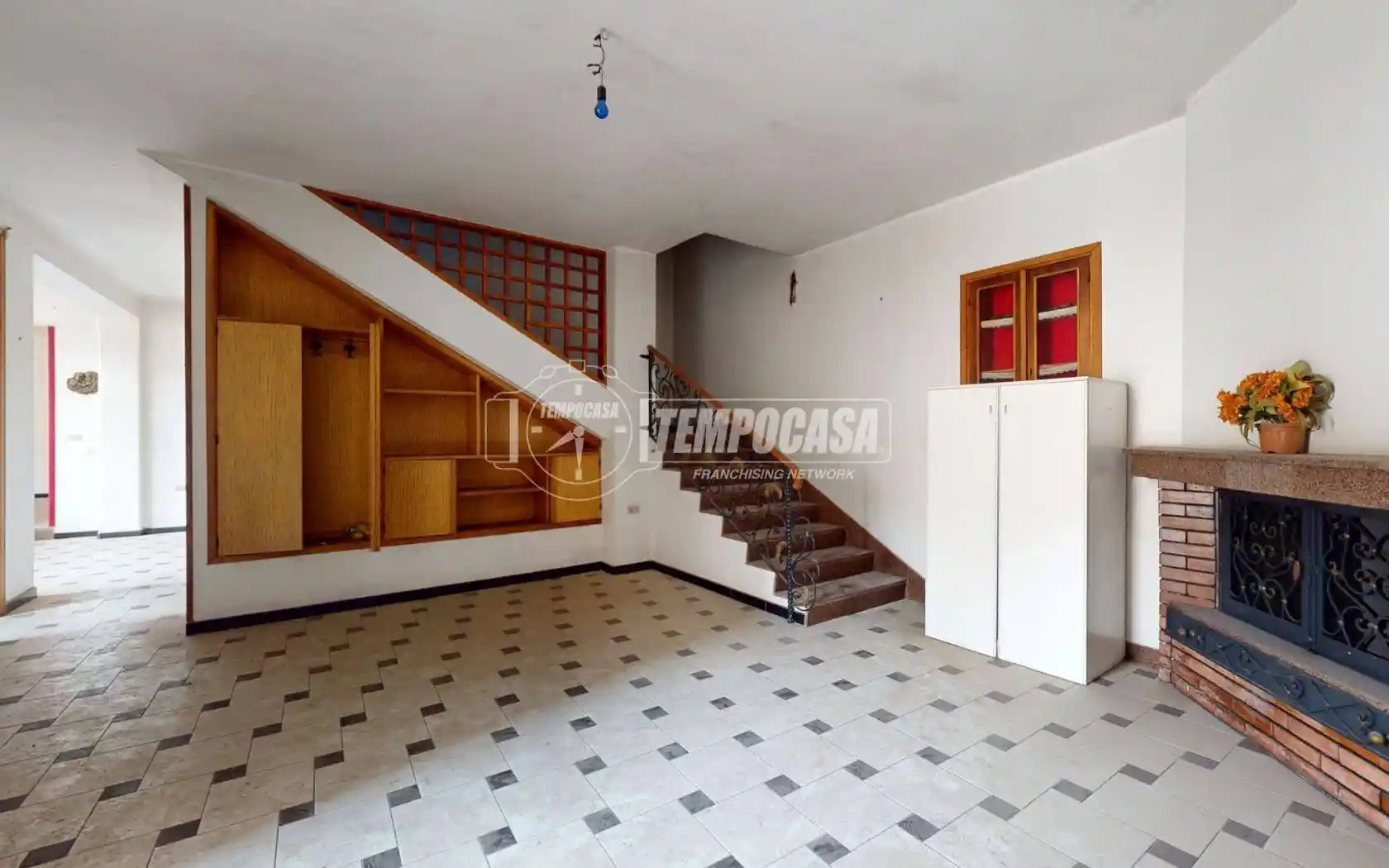 Palazzo - Edificio in vendita a Lusciano