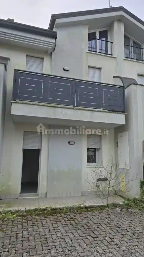Villetta a schiera - foto 2