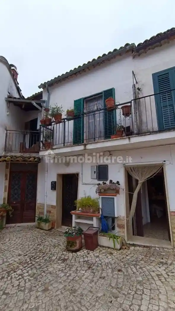 Appartamento in vendita a San Vincenzo Valle Roveto