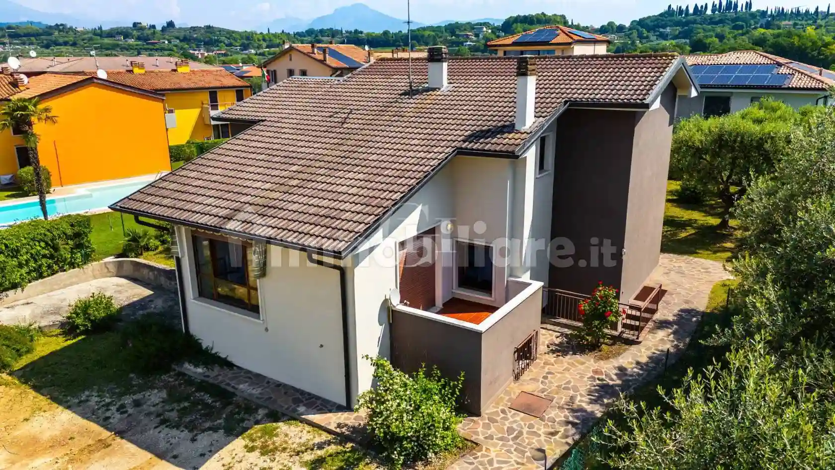 Villa - foto 2