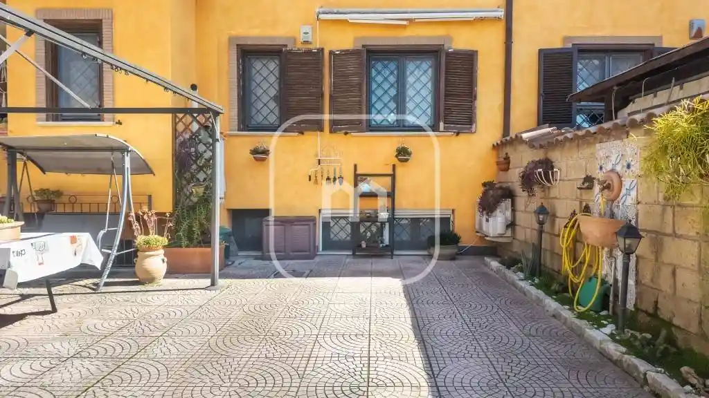 Villetta a schiera in vendita a Roma