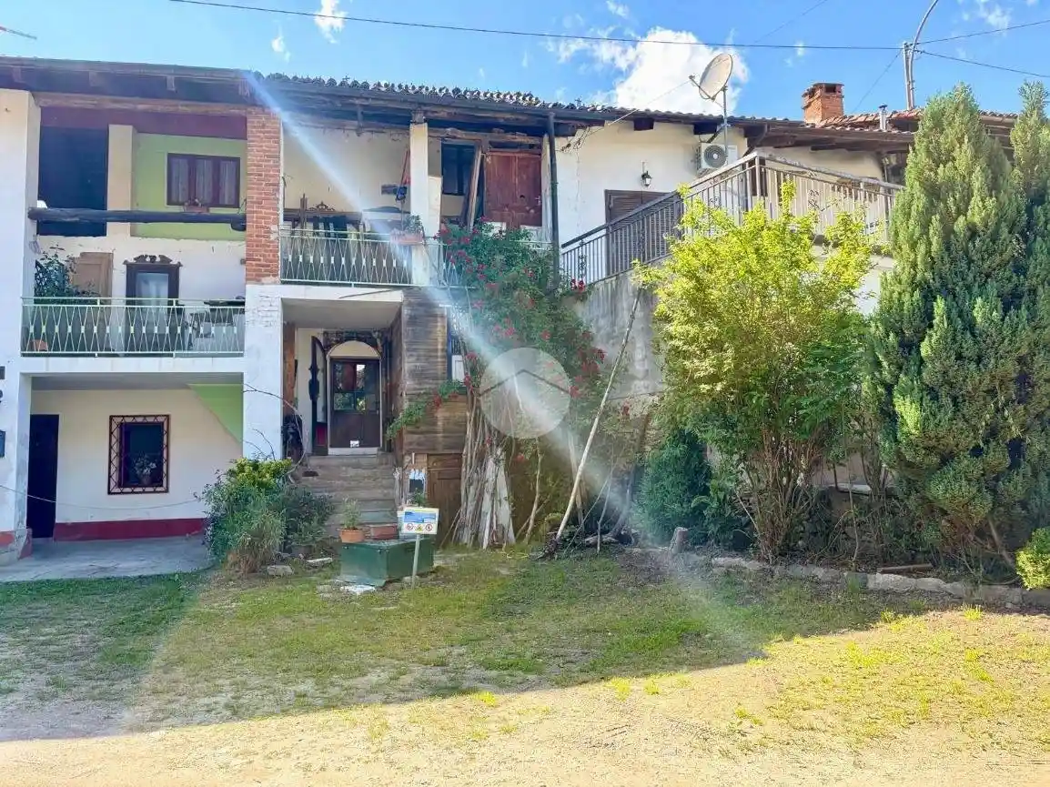 Casa indipendente in vendita a Trana