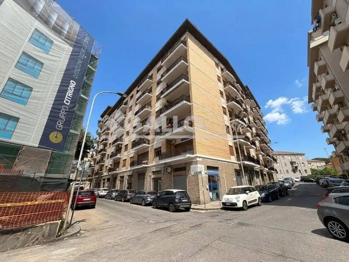 Appartamento in vendita a Cosenza