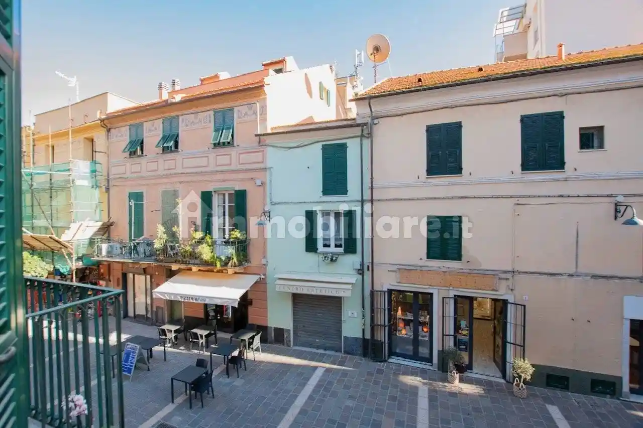 Appartamento in vendita a Finale Ligure