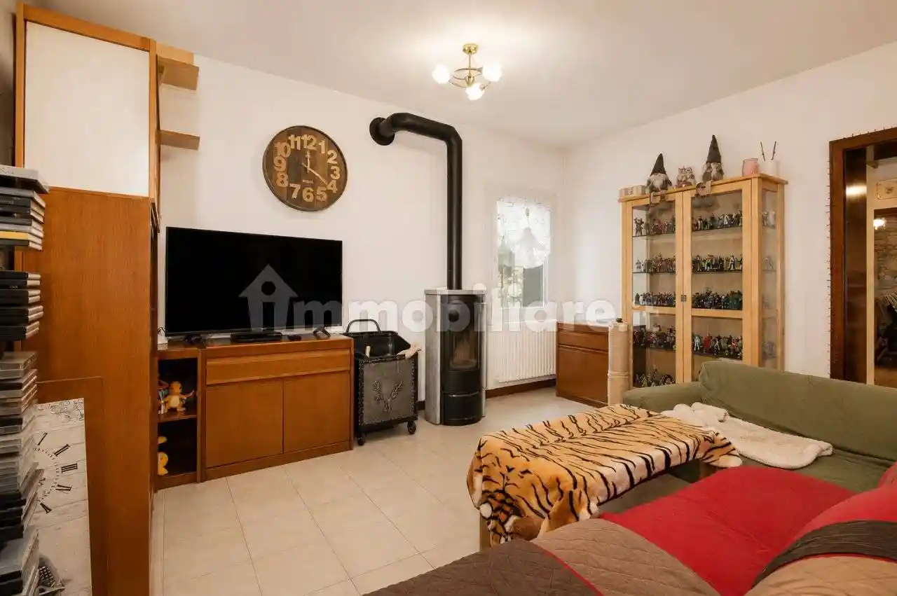 Casa indipendente in vendita a Bolzano Vicentino