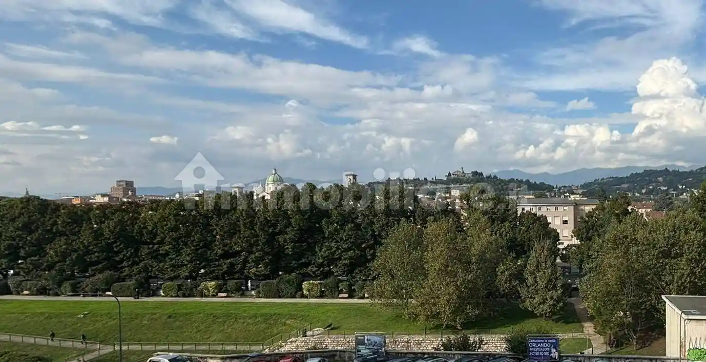 Appartamento in vendita a Brescia