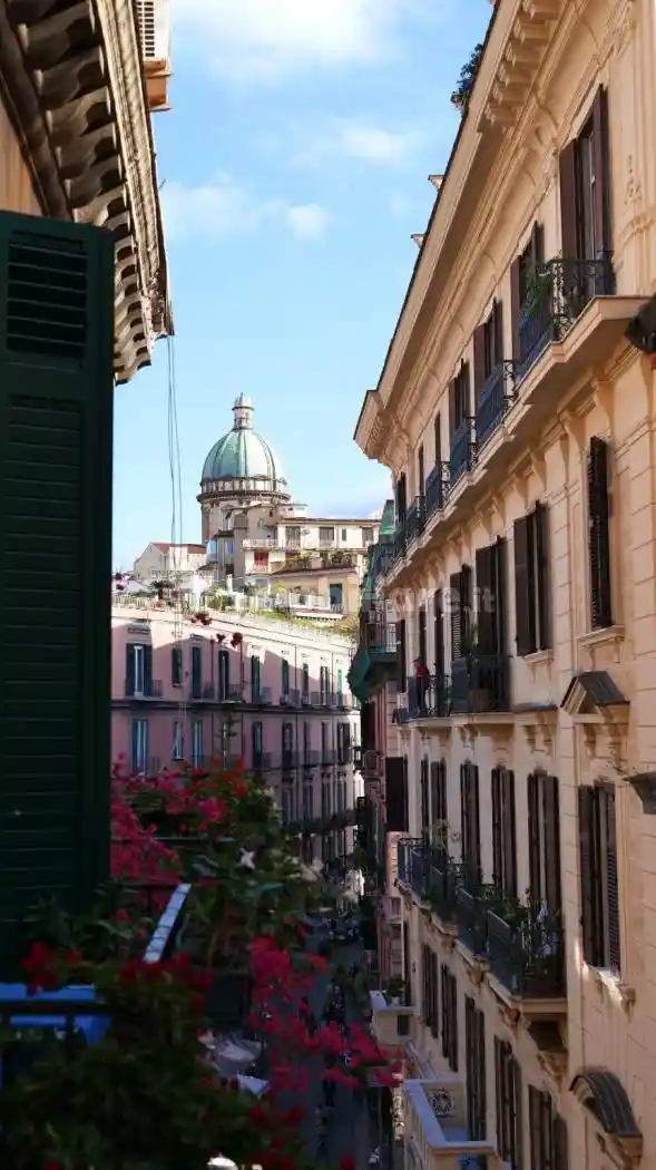 Appartamento in affitto a Napoli