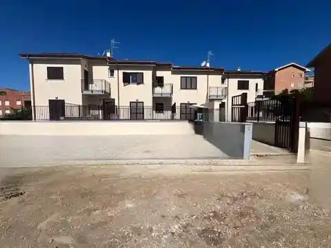 Appartamento in vendita a Lanuvio