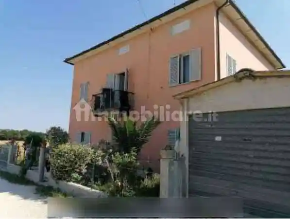 Casa indipendente in vendita a Fermo