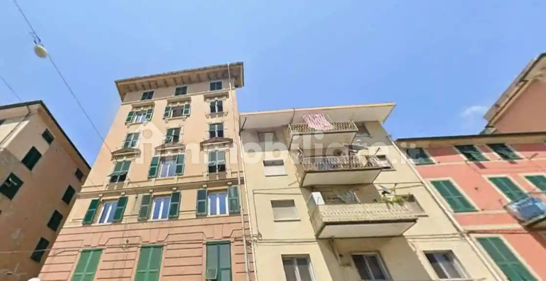 Appartamento in vendita a Genova