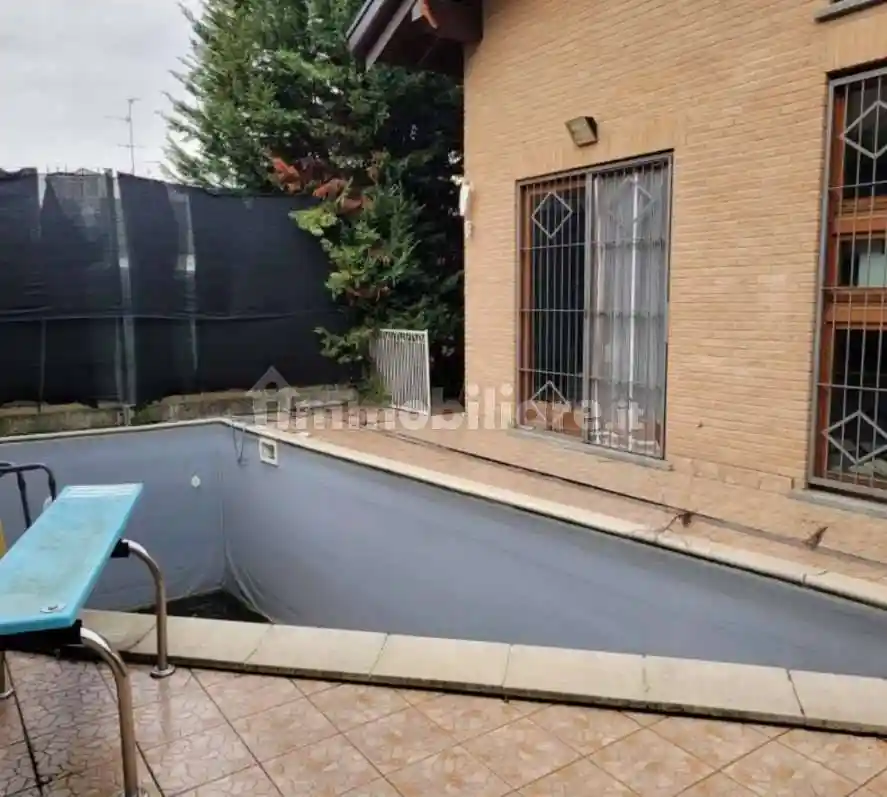 Villetta a schiera in vendita a Bregnano