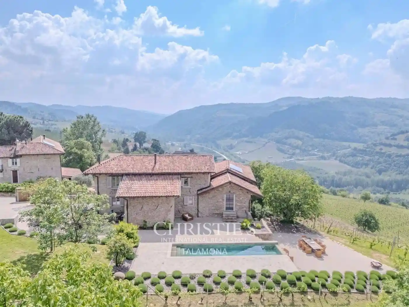 Villa in vendita a Cossano Belbo