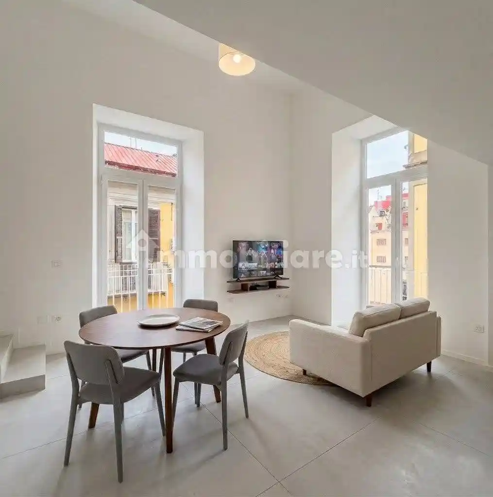 Appartamento in vendita a Napoli