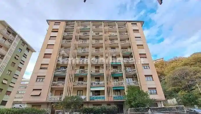 Appartamento in vendita a Genova