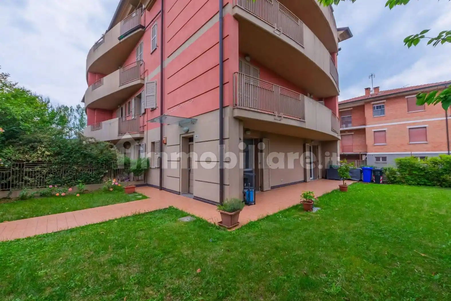 Appartamento in vendita a Montechiarugolo