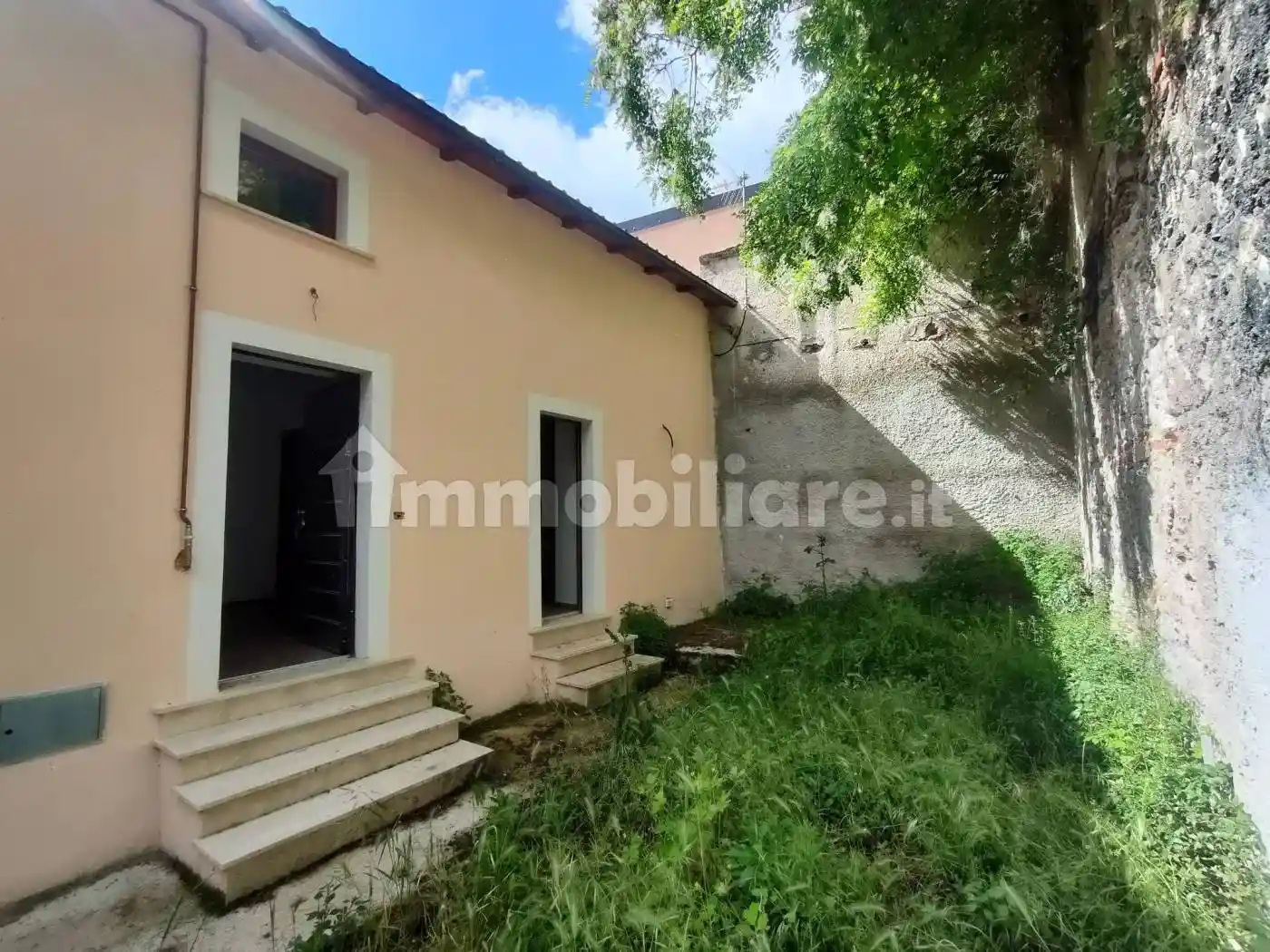 Casa indipendente in vendita a L'Aquila