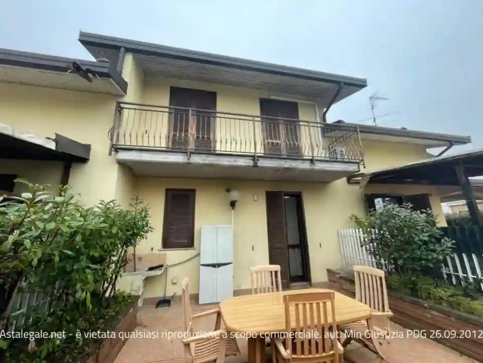 Villetta a schiera - foto 2