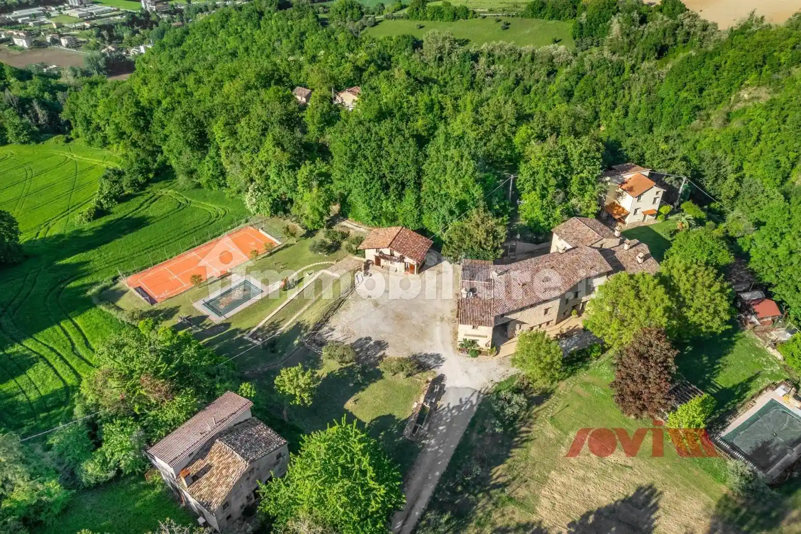 Rustico - Casale in vendita a Smerillo