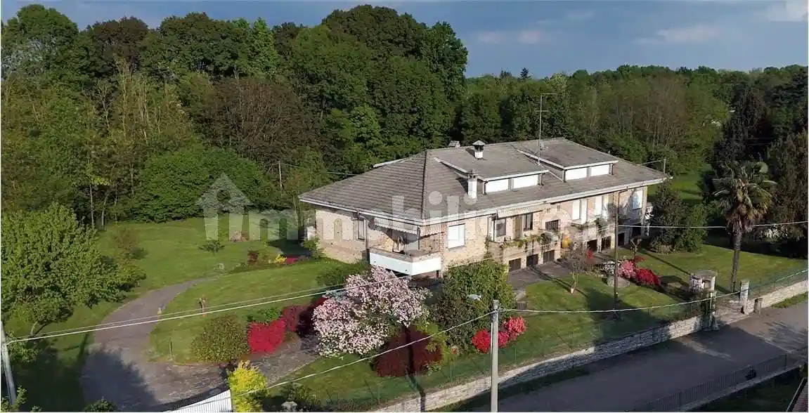 Villa in vendita a Lurate Caccivio