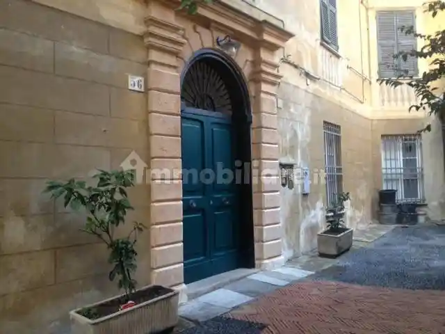 Appartamento in affitto a Genova