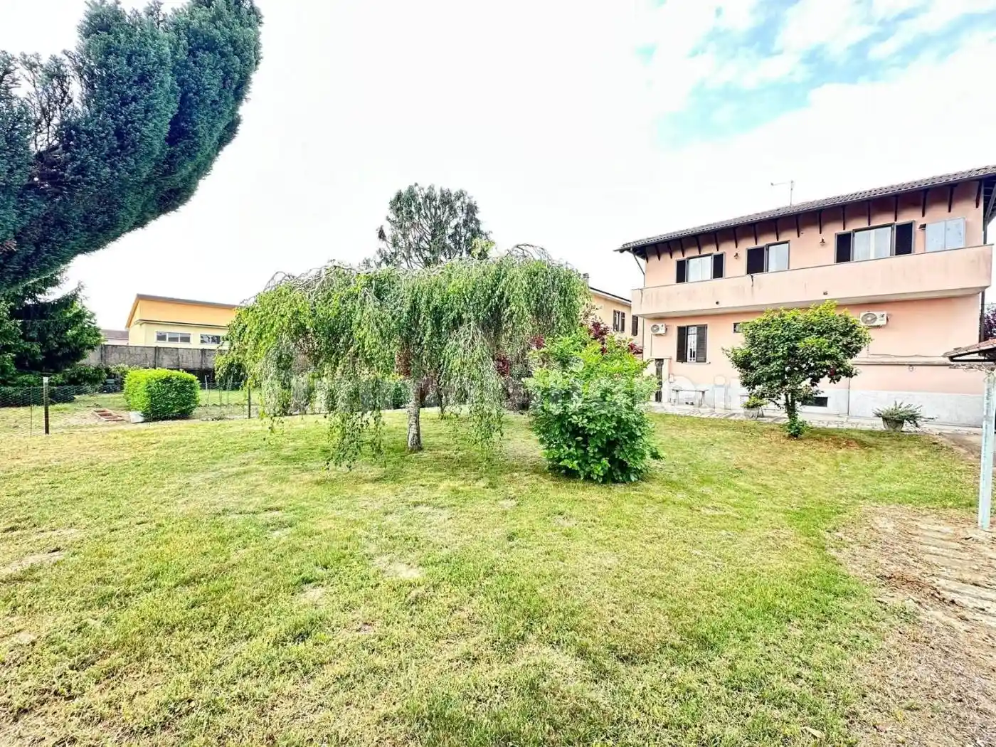 Villa in vendita a Nibbiola