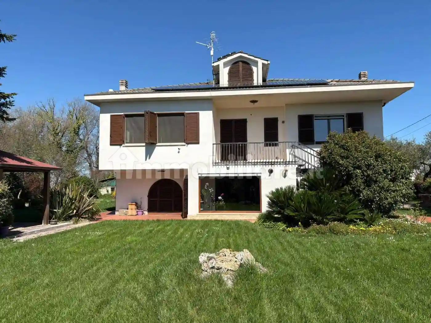 Villa - foto 2