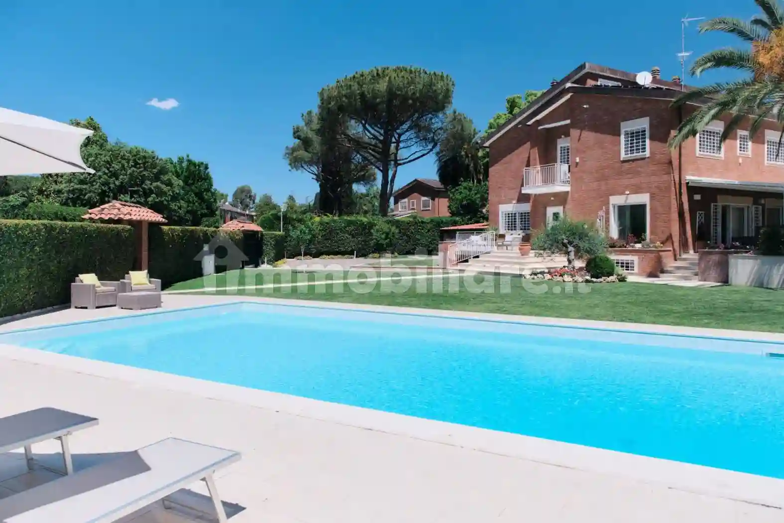 Villa - foto 2