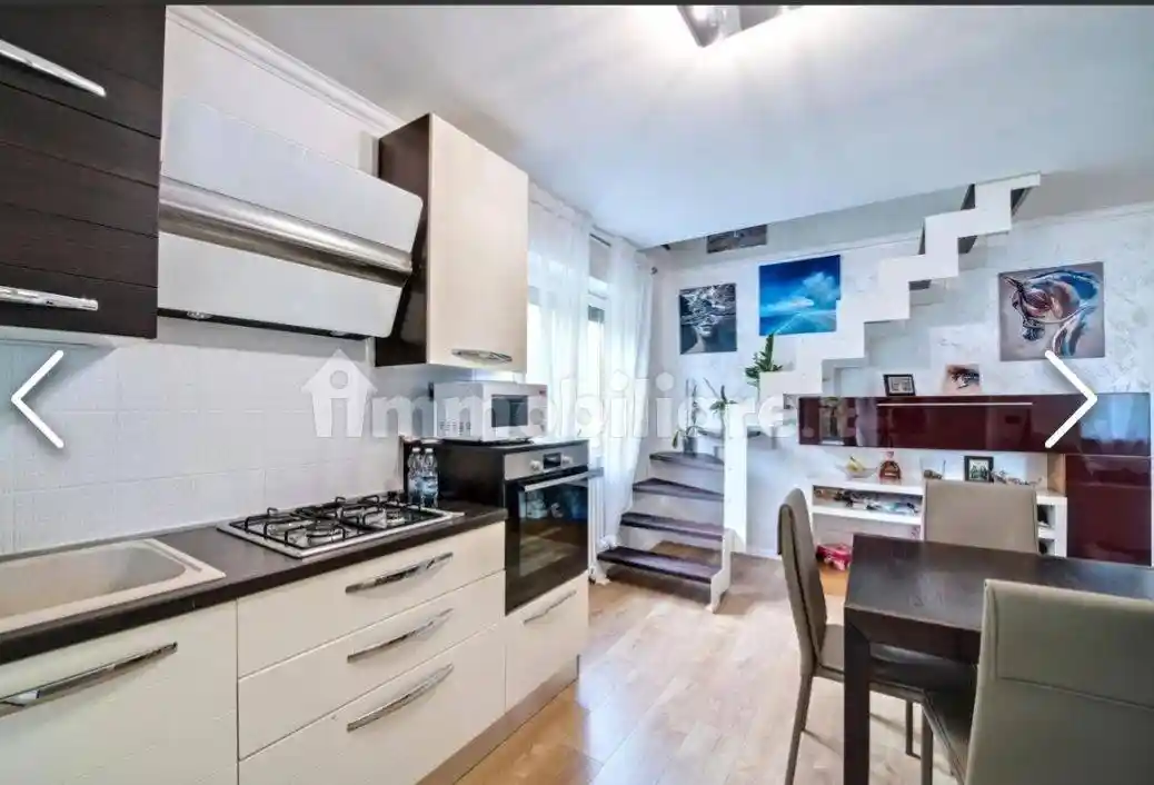 Casa indipendente in vendita a Val della Torre