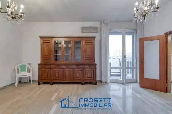 Appartamento in vendita a Bologna
