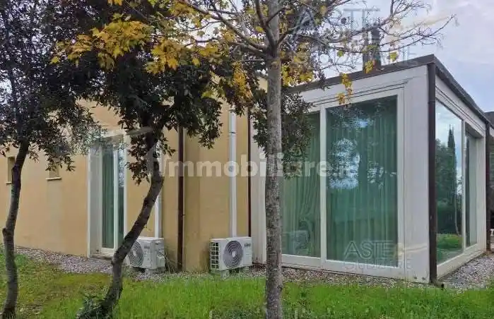 Appartamento in vendita a Cecina