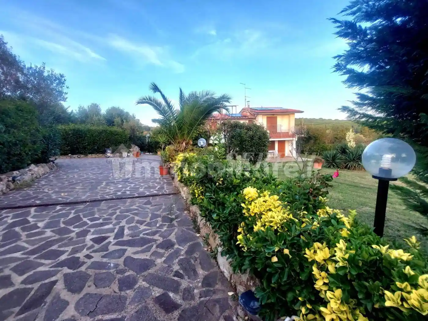 Villa in vendita a Follonica