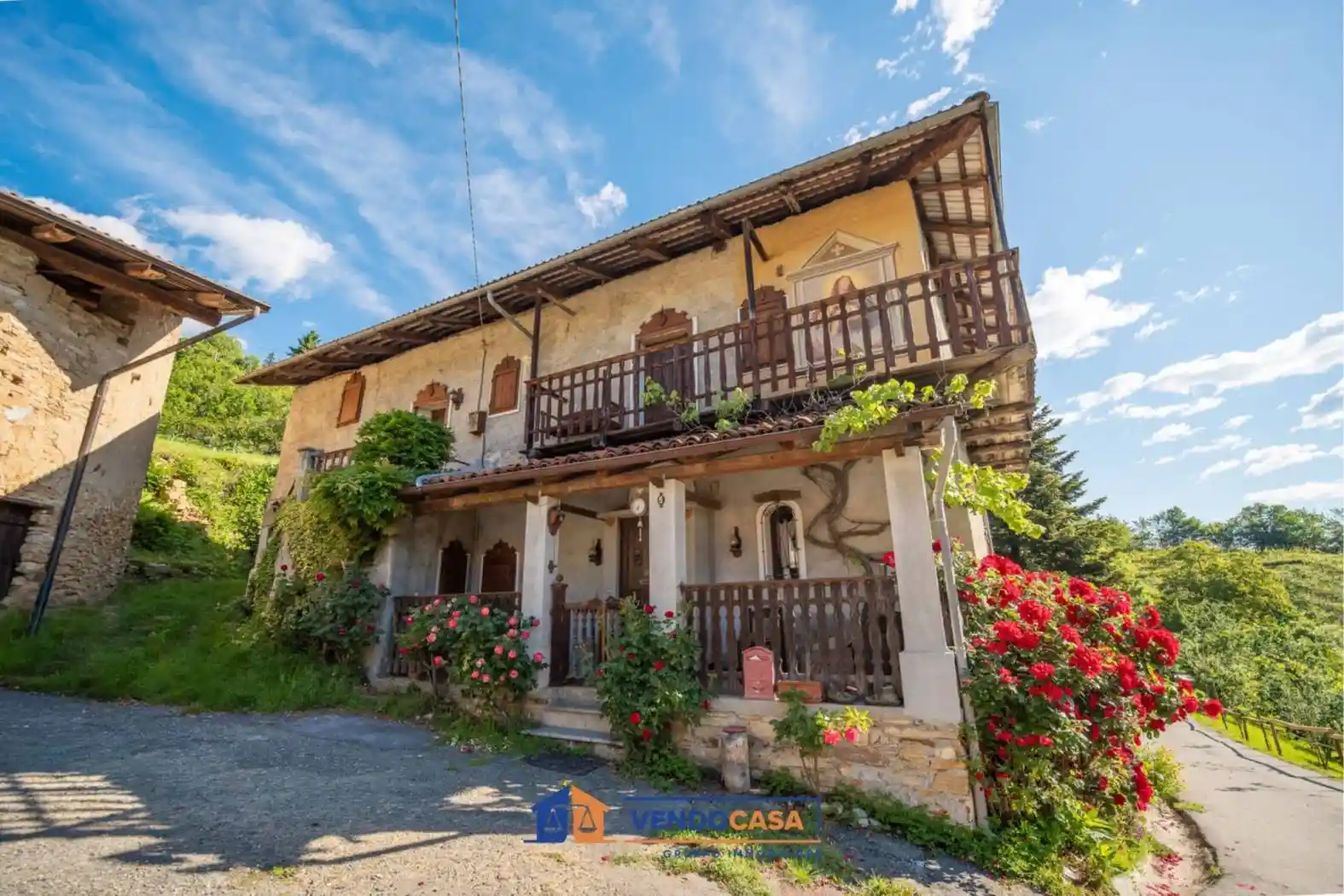 Casa indipendente in vendita a Brondello