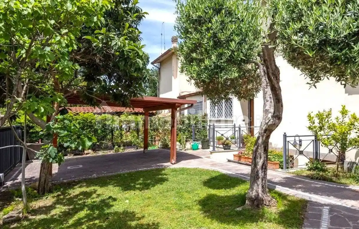 Villa in vendita a Roma