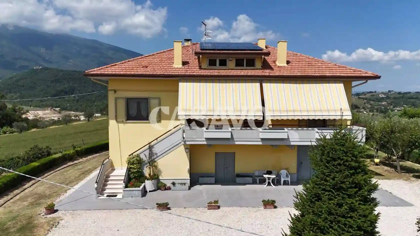 Villa - foto 2
