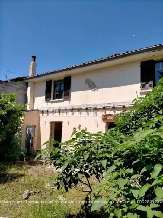 Casa indipendente in vendita a Suardi