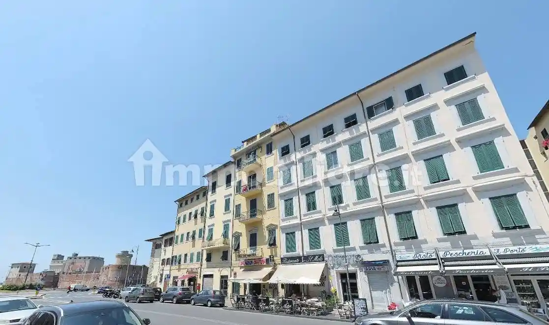 Appartamento in vendita a Livorno