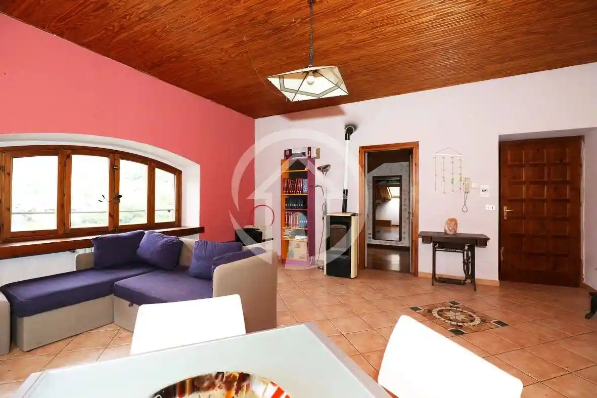 Appartamento in vendita a Villar Pellice