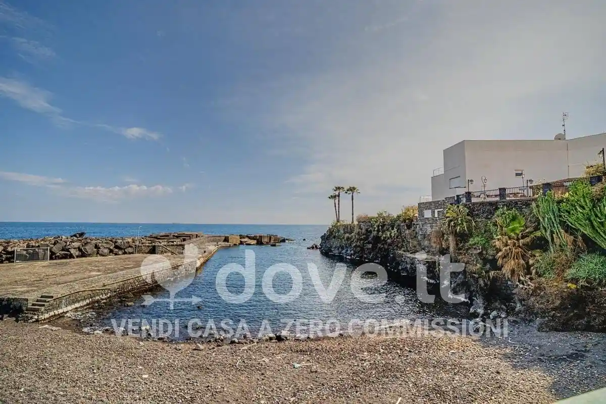 Casa indipendente in vendita a Acireale
