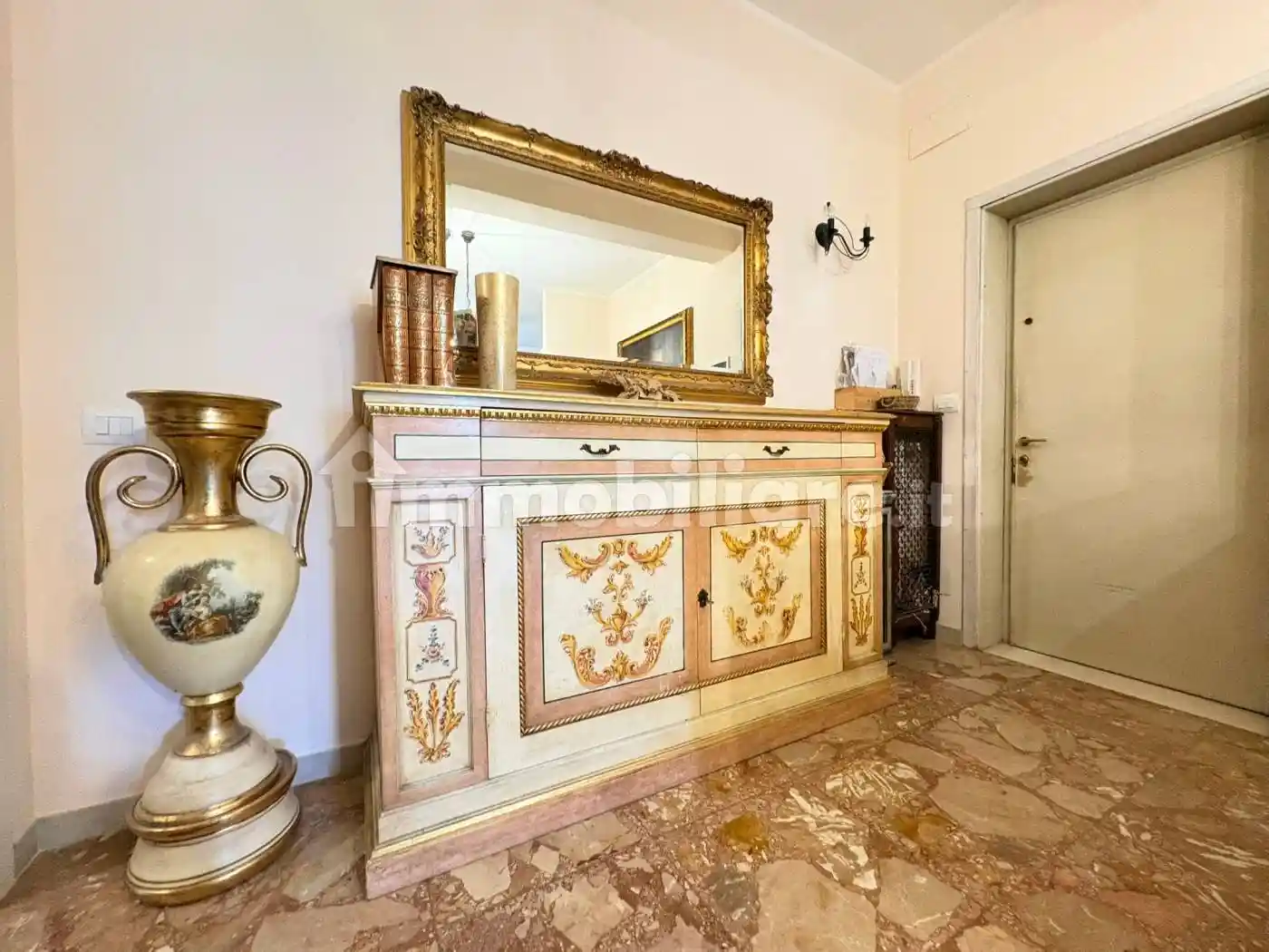 Appartamento in vendita a Parma