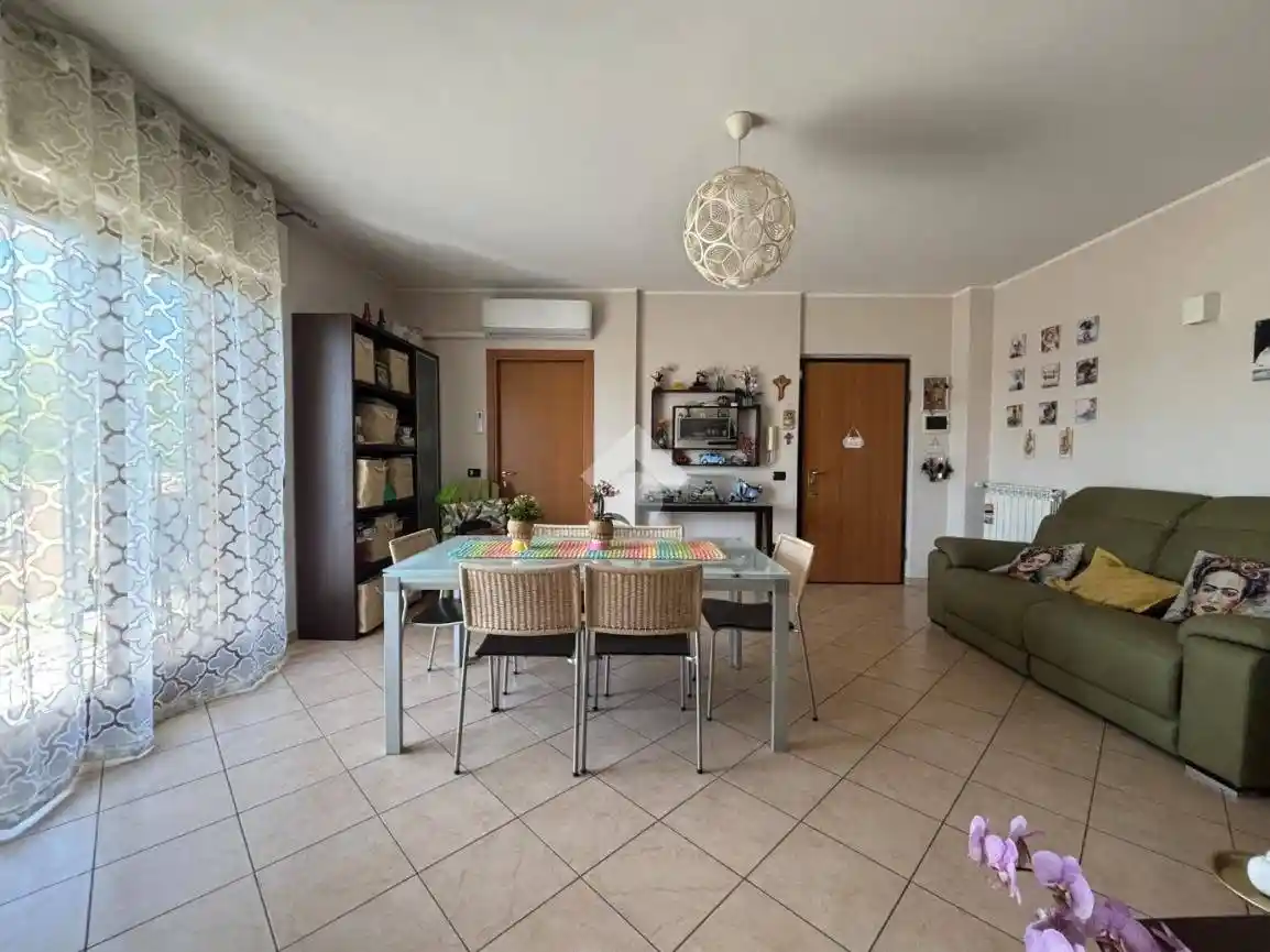 Appartamento in vendita a Castellalto