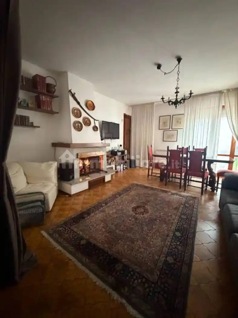 Appartamento in vendita a Carrara