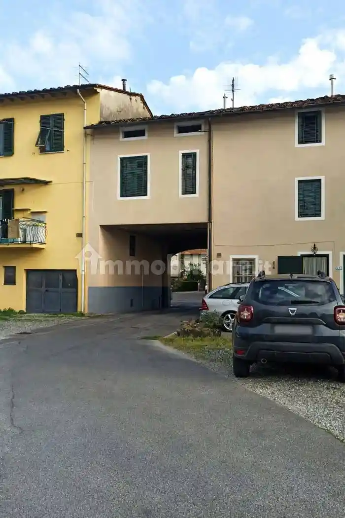 Casa indipendente in vendita a Lucca