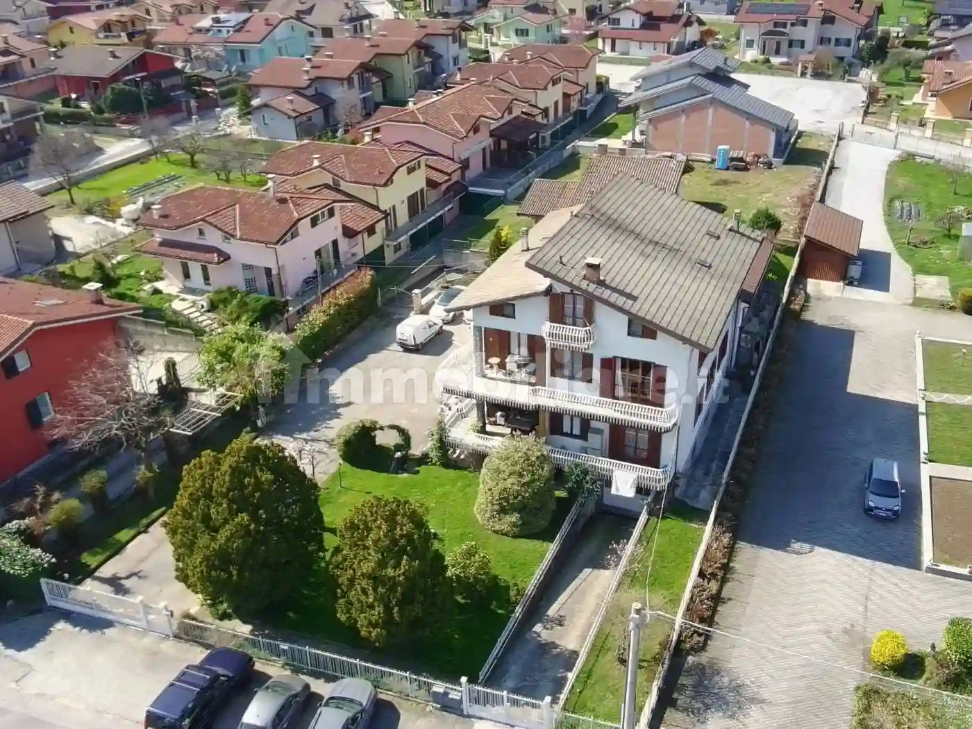 Villa - foto 2
