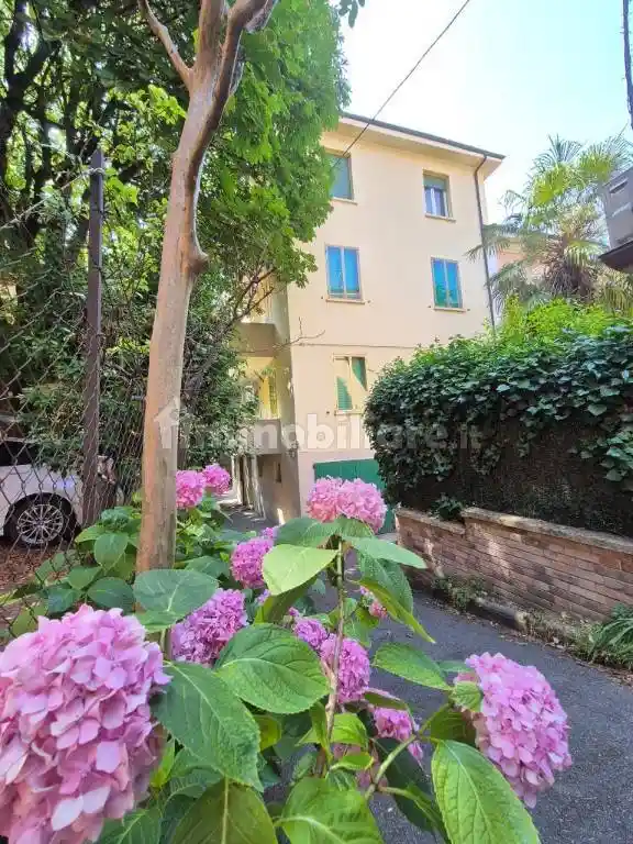 Appartamento in affitto a Bologna