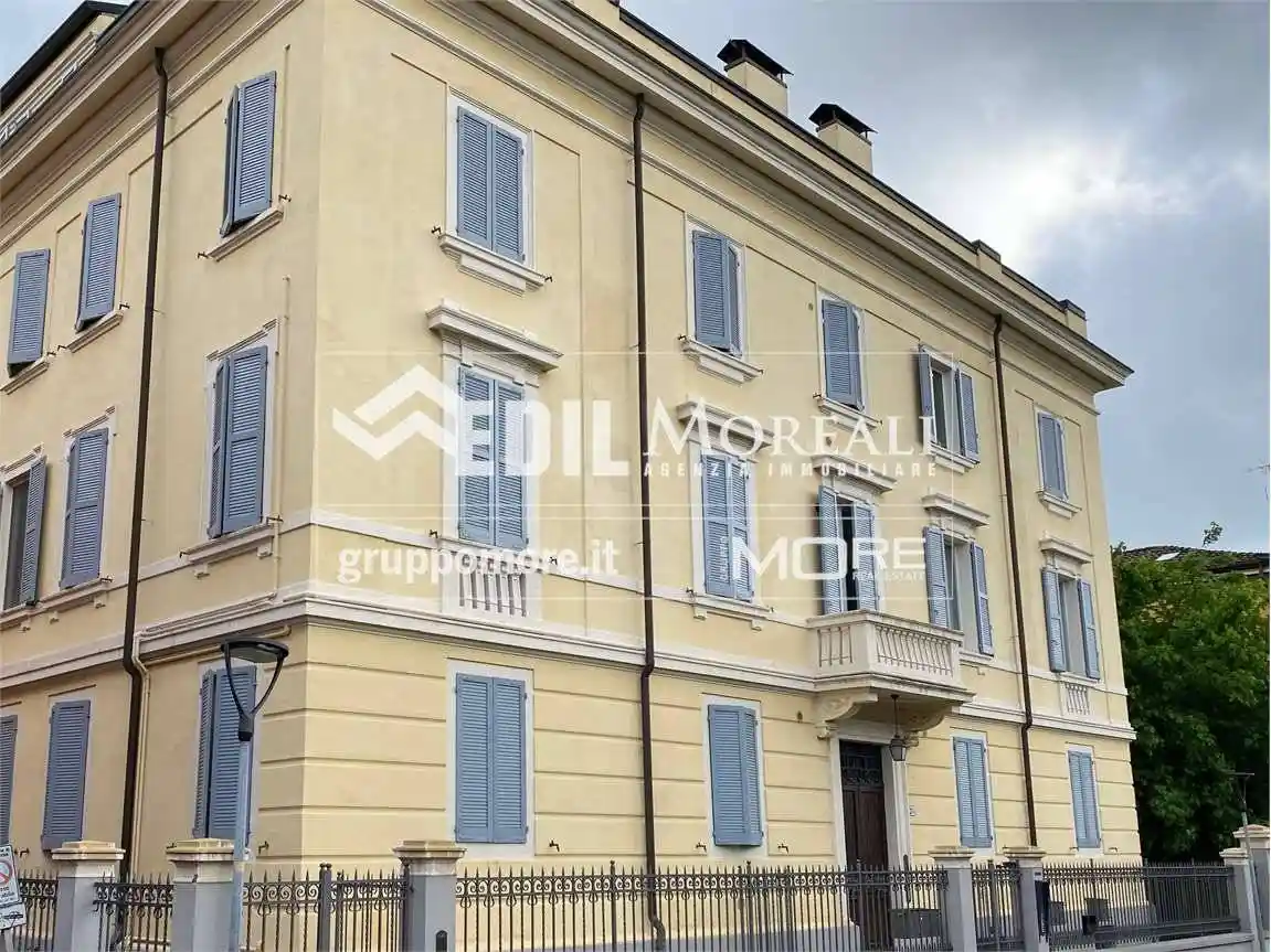 Appartamento in vendita a Modena