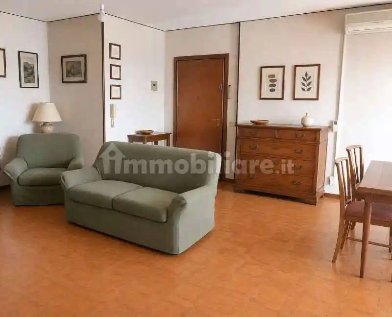 Appartamento in vendita a Modena