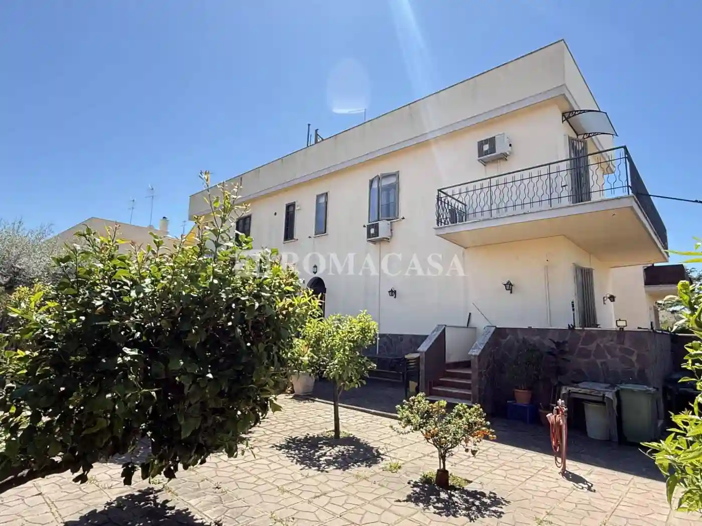 Villa - foto 2