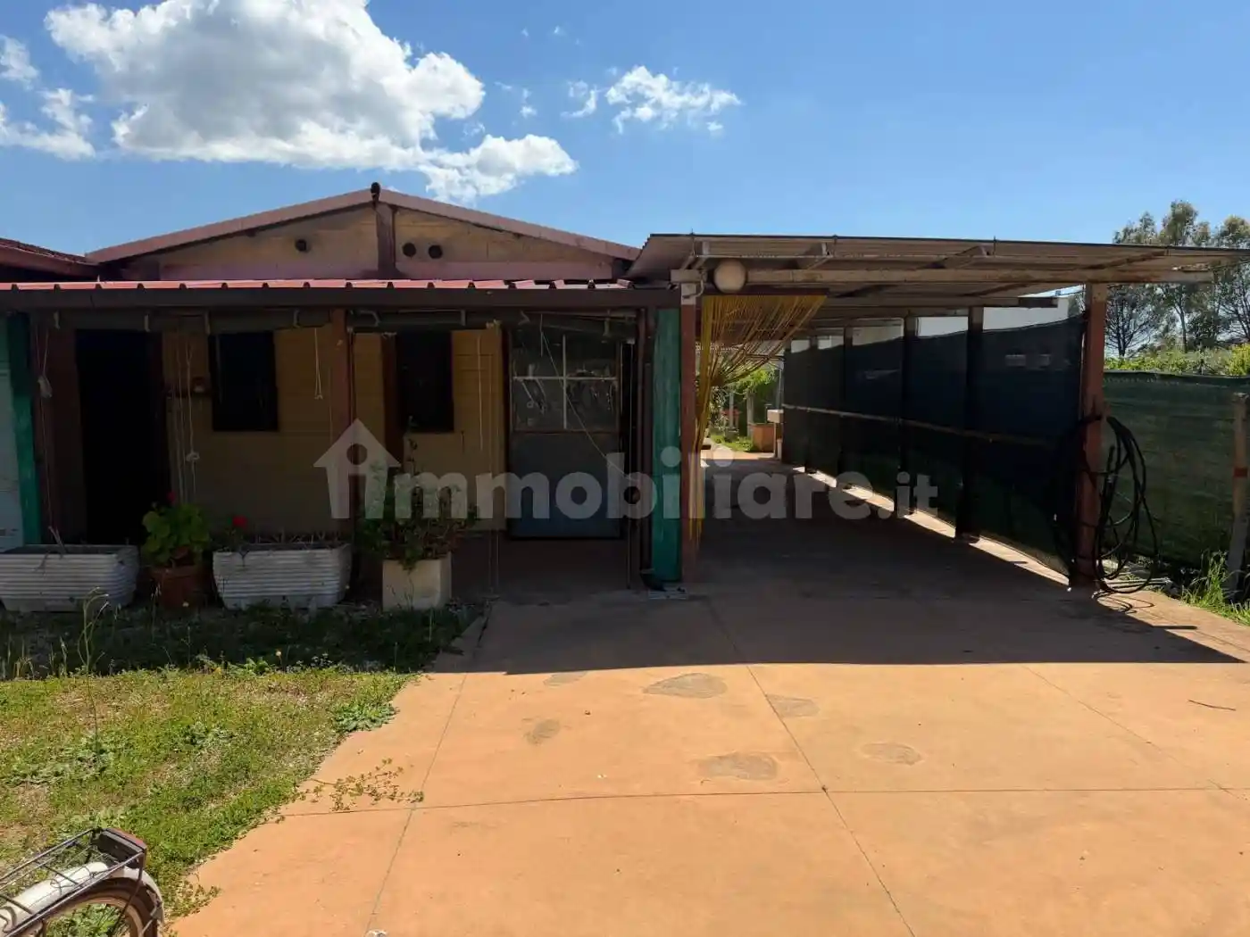 Casa indipendente in vendita a Latina